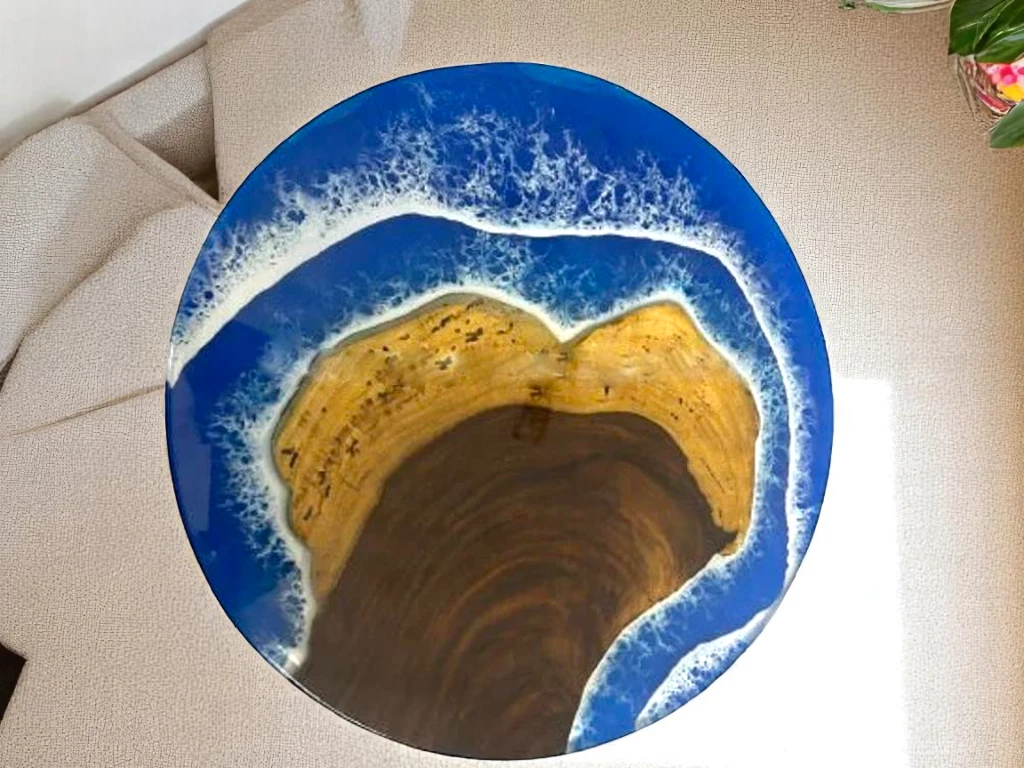 Circle Live Edge Walnut Table : Handcrafted Natural Beauty 